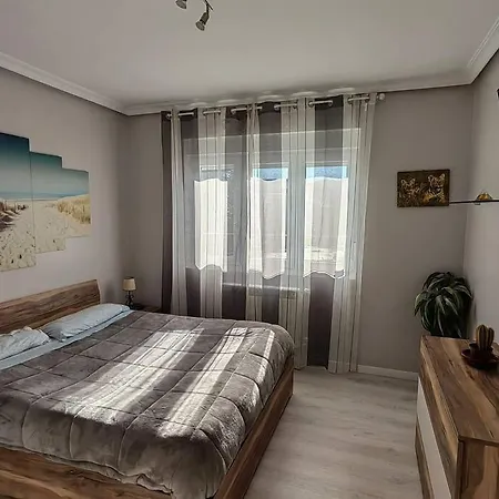 La Casa De La Avioneta Holiday home Piedrahita (Cantabria)